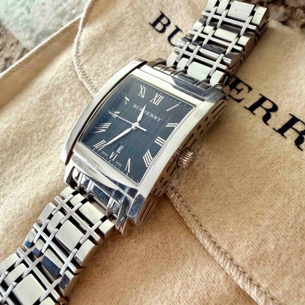 Burberry BU1555 Men's Watch - Picture 3 of 5